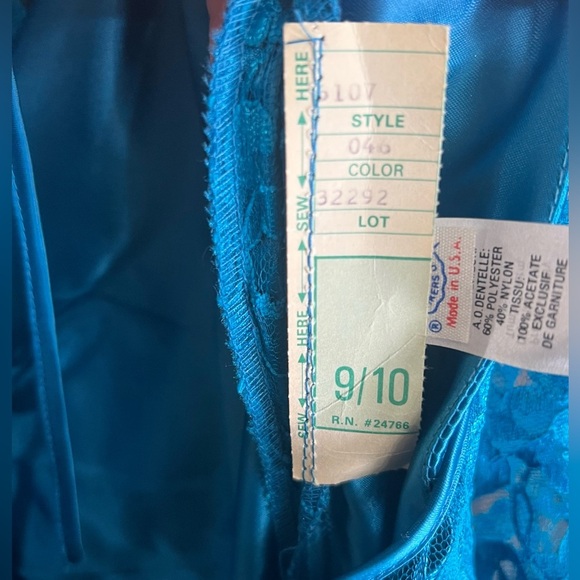 Vintage Dance-Allure Blue Lace Dress-Fit & Flair -Long Sleeve-sz 9/10 - Picture 9 of 14